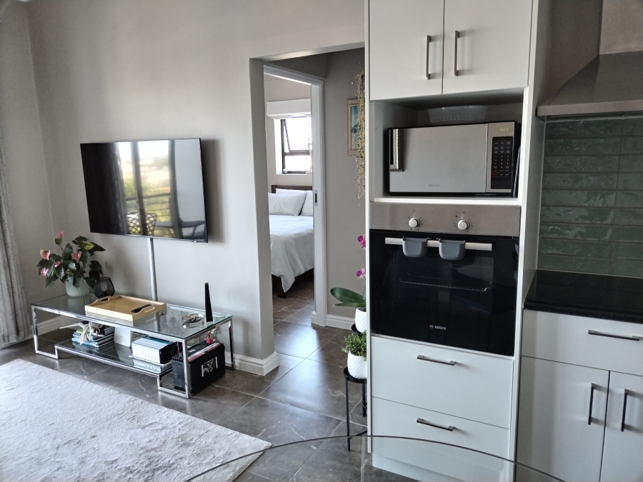 To Let 2 Bedroom Property for Rent in Waves Edge Western Cape